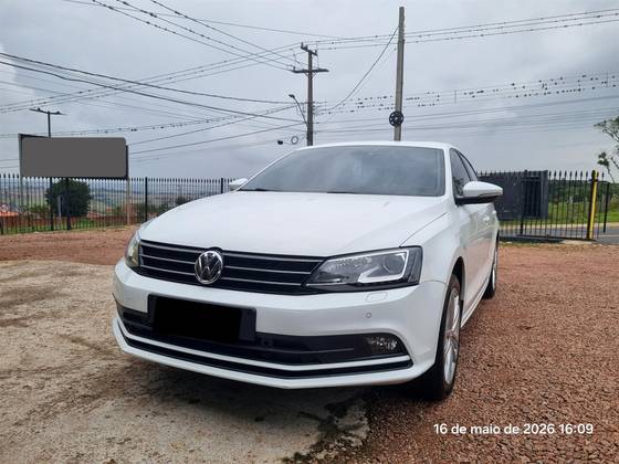 VOLKSWAGEN JETTA 2.0 TSI HIGHLINE 211CV GASOLINA 4P TIPTRONIC VOLKSWAGEN JETTA 2.0 TSI HIGHLINE 211CV GASOLINA 4P TIPTRONIC